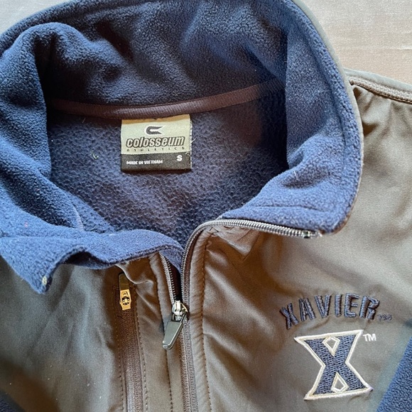 #273 Xavier Musketeers full zip up front fleece. Great condition!!! Represent!!! - Picture 5 of 12